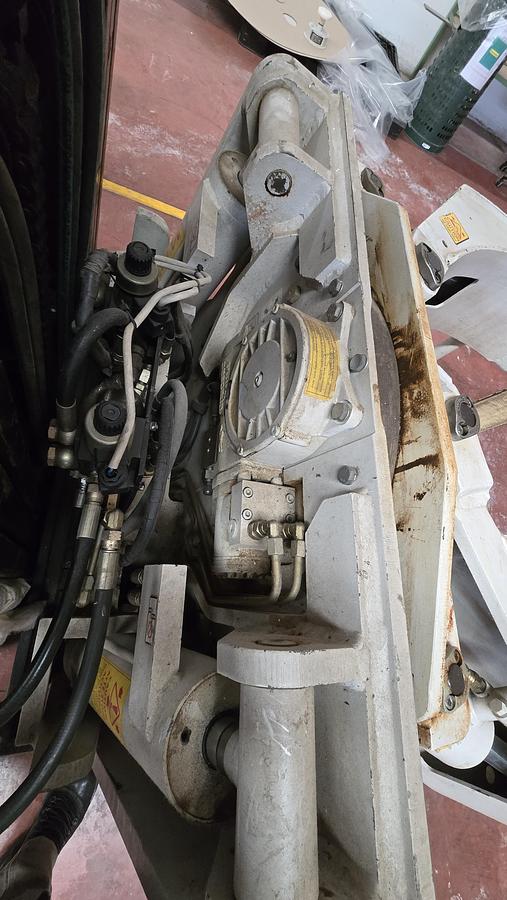 Usato 2000 Elevatore a GAS  TOYOTA 42-7E GF25 - Gas-powered lift with hydraulic clamp