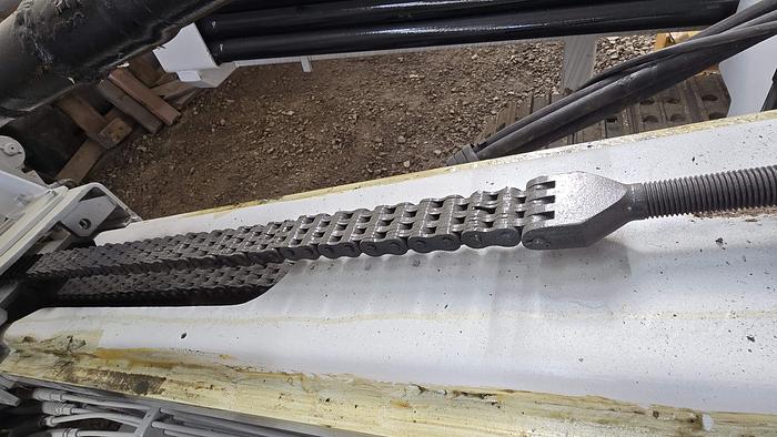 Usato Perforatrice ELLETTARI GEOTECNICA modello EG 2312-8DR