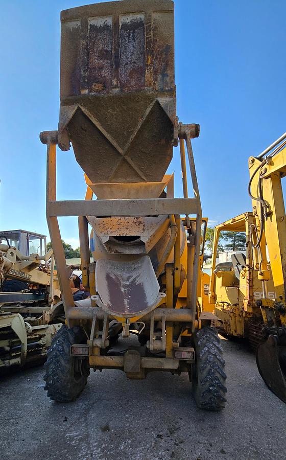Usato 2005 Betoniera MESSERSÌ P4-R2 (Allestimento Strada-Rotaia) - Concrete Mixer (Road-Rail Configuration)