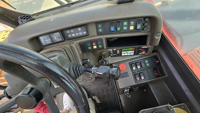 Usato 2003 Elevatore Telescopico MANITOU MRT 16.35 M