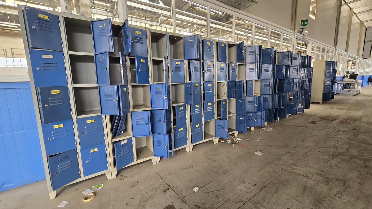 Usato Stock Armadietti Metallici Usati - Used Metal Lockers Stock