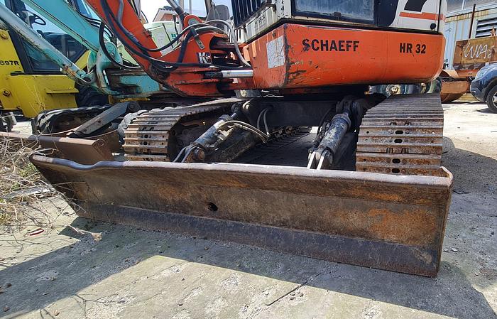 Usato TEREX Schaeff HR 32