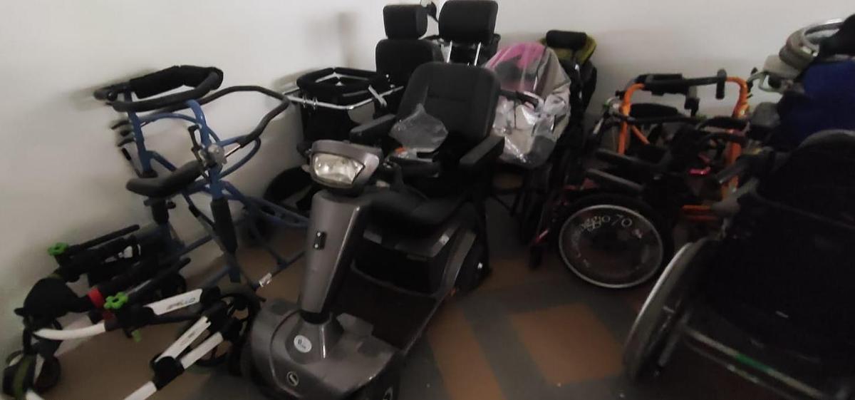 Usato STOCK Scooter Elettrici, Sistemi Posturali e Carrozzine – Mobility Scooters, Postural Systems and Wheelchairs 