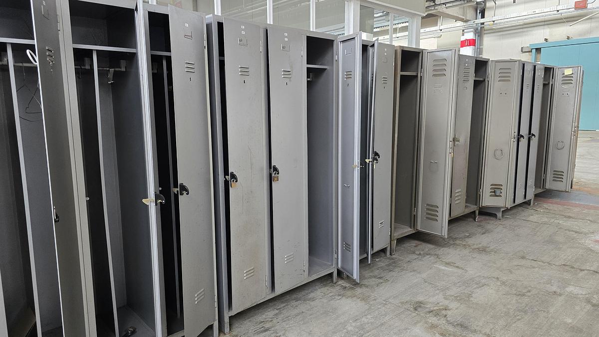 Usato Stock Armadietti Metallici Usati - Used Metal Lockers Stock