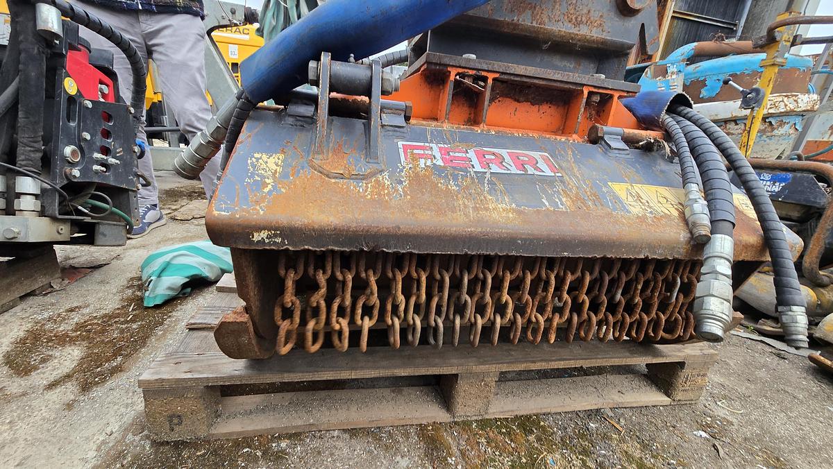 Usato 2021 Trincia per escavatore FERRI THFS/R80 - Excavator mulcher