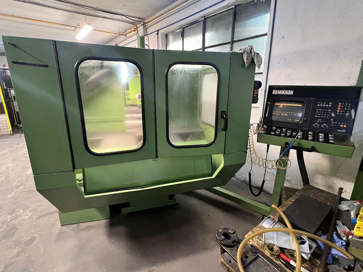 Usato 1993 FRESATRICE UNIVERSALE CNC – MIKRON WF 31 DE - Universal milling machine