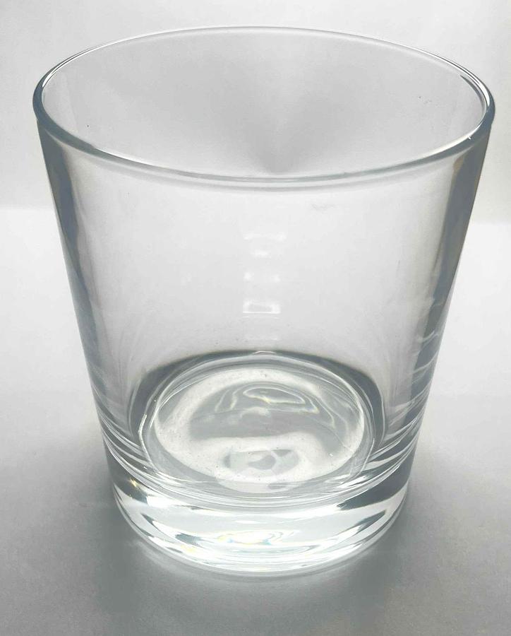 Usato 2025 Stock di Bicchieri Calici e Coppette Vari formati