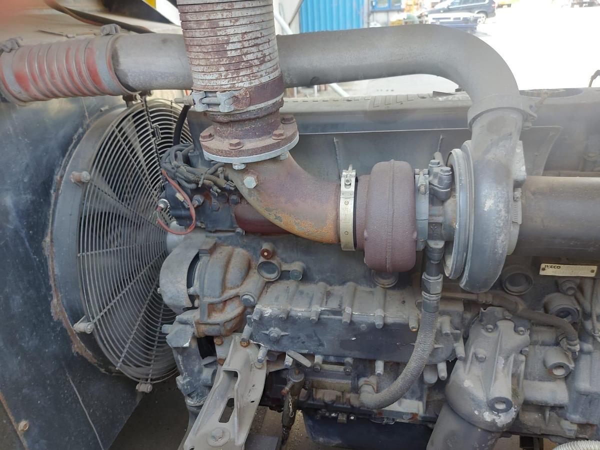 Usato 2009 Generator IVECO  300 kw