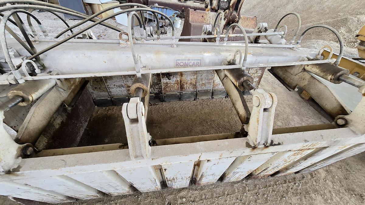 Usato Roncari BSF320C