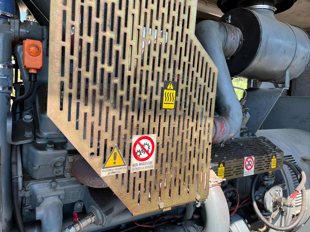 Usato 1999 Silent Generator PERKINS 3012 TAG 3A - 800 KVA