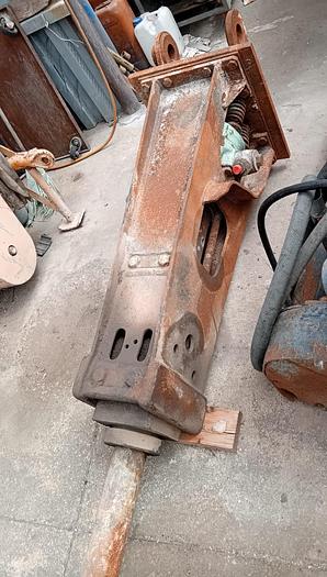 Usato 2001 Montabert