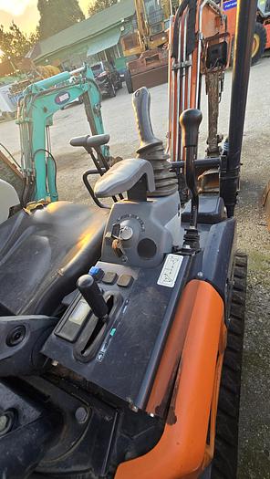 Usato 2016 Excavator HITACHI ZX 19U-5A YR