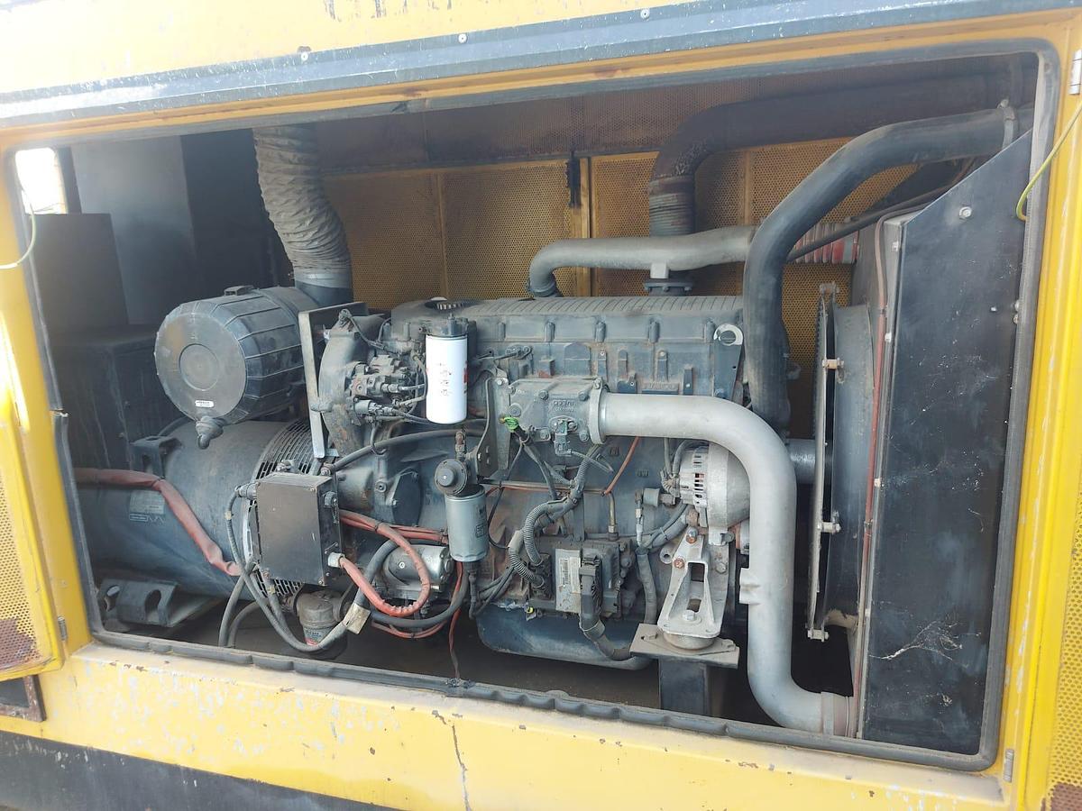 Usato 2009 Generator IVECO  300 kw