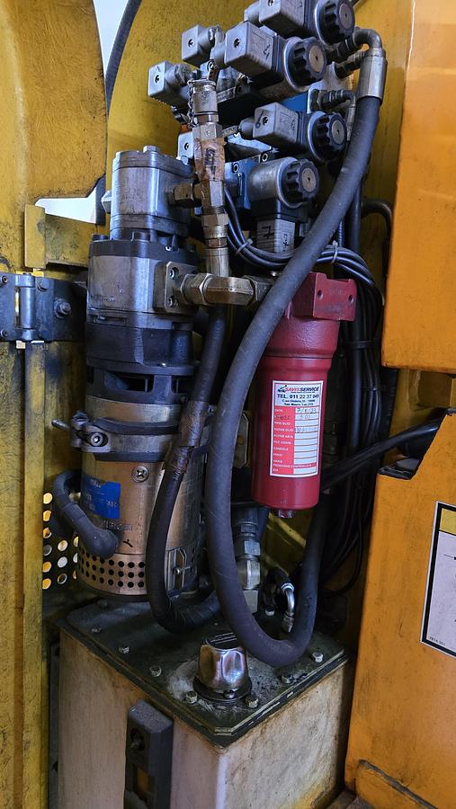 Usato 2000 Piattaforma elevatrice Pinguely-Haulotte HM 10P - Lifting platform