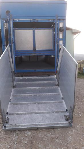 Usato 1989 Autocarro per trasporto animali SCANIA 113 H - Animal transport truck