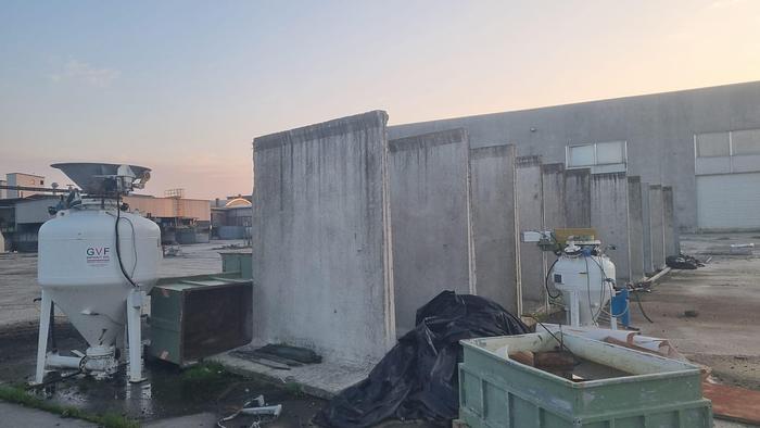 Usato Barriere divisorie New Jersey calcestruzzo - Partition barriers