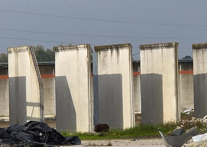 Usato Barriere divisorie New Jersey calcestruzzo - varie misure