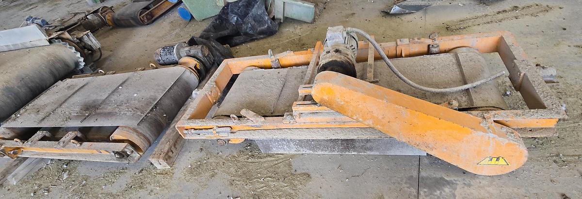 Usato 2010 Metal structure Various machinery