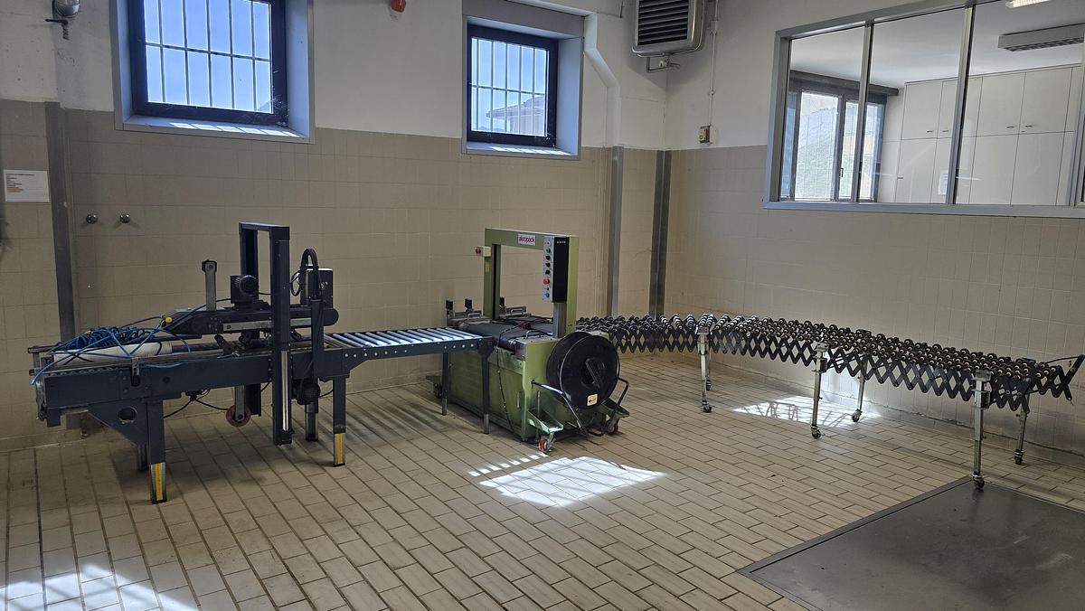 Usato 1990 Linea Imballaggio SIAT + Akropack SM4 - JK-5000 - Packaging Line