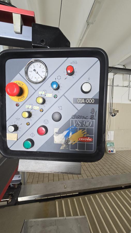 Usato 1995 Linea sottovuoto - Transvac VS 90 e Tunnel Termo-retrazione VC999 - Vacuum packaging and shrink wrapping