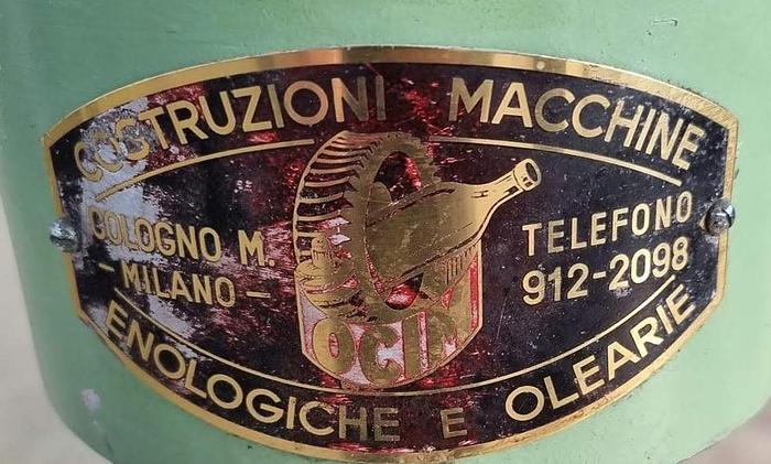 Usato 1990 Riempitrice, Imbottigliatrice OMODEI E MENA Eno4