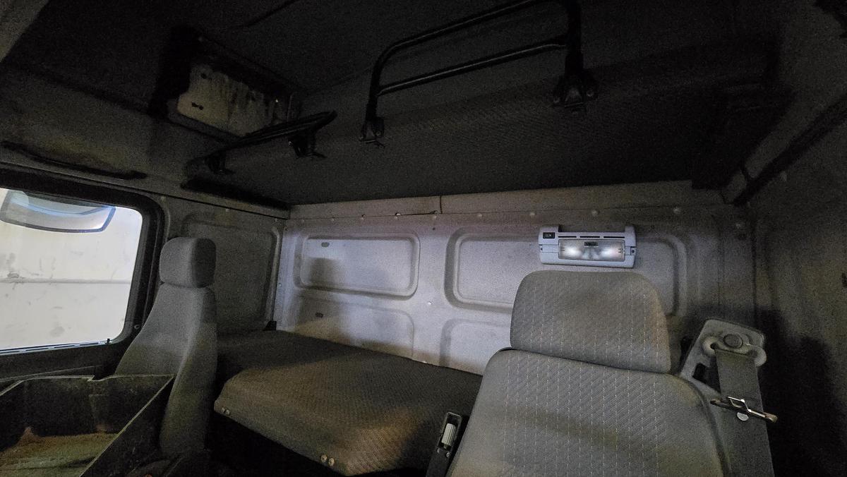 Usato 2003 Camion per scarrabili MAN 26.414 - Truck for hook lifts