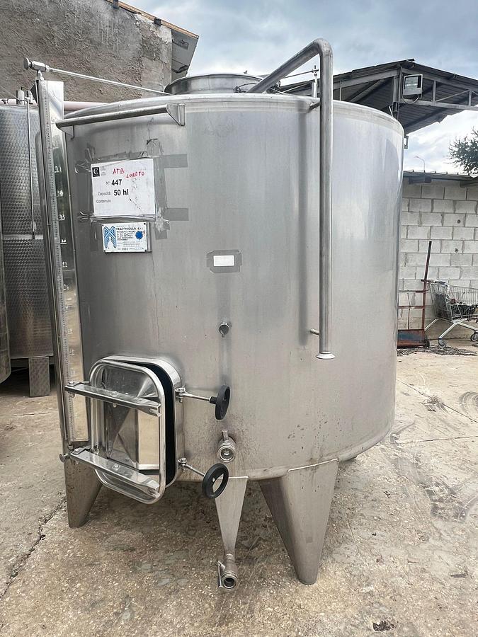 Usato Serbatoi vinificatori e stoccaggio Totale acciaio - Winemaking and storage tanks