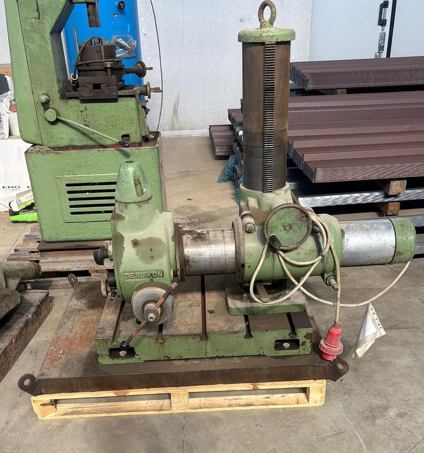 Usato Trapano Radiale Universale OERLIKON UB2 | Universal Radial Drilling Machine