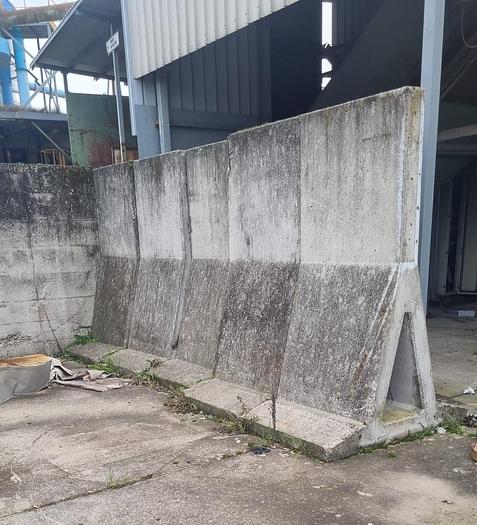 Usato Barriere divisorie New Jersey calcestruzzo - Partition barriers