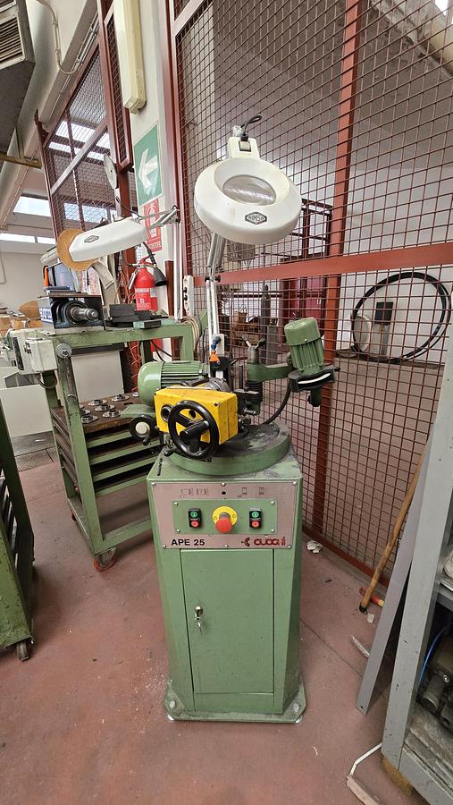 Usato 1995 Rettificatrice Tacchella 412 P - Grinding machine