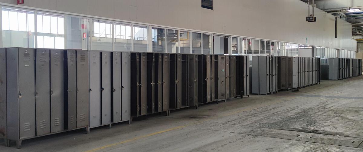 Usato Stock Armadietti Metallici Usati - Used Metal Lockers Stock