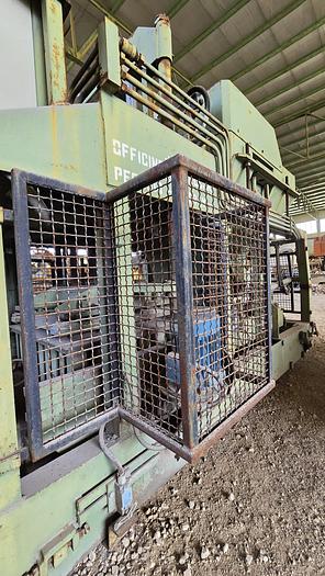 Usato 1996 Blocchiera per produzione manufatti in cemento CECCONI CR 95/E