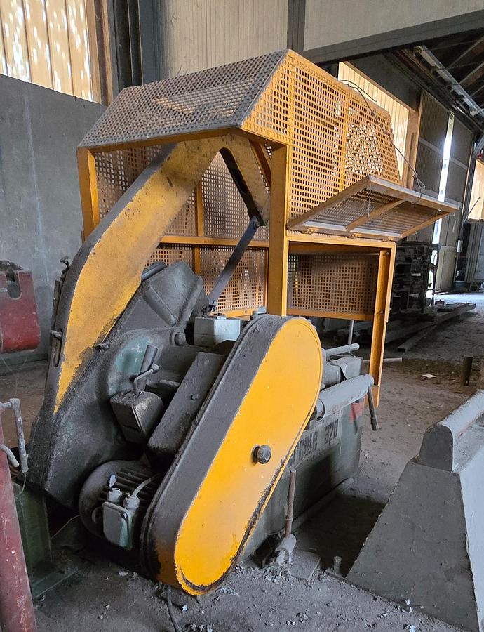 Usato 2008 Segatrice alternativa ERCOLE 320 - Reciprocating Saw