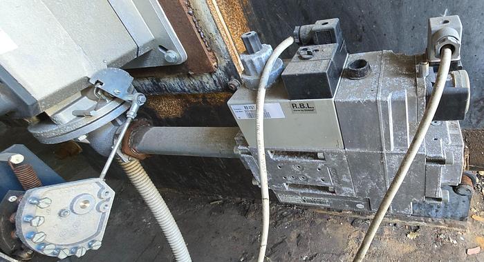 Usato 2011 Bruciatore per caldaia RIELLO RS 100 - Boiler burner