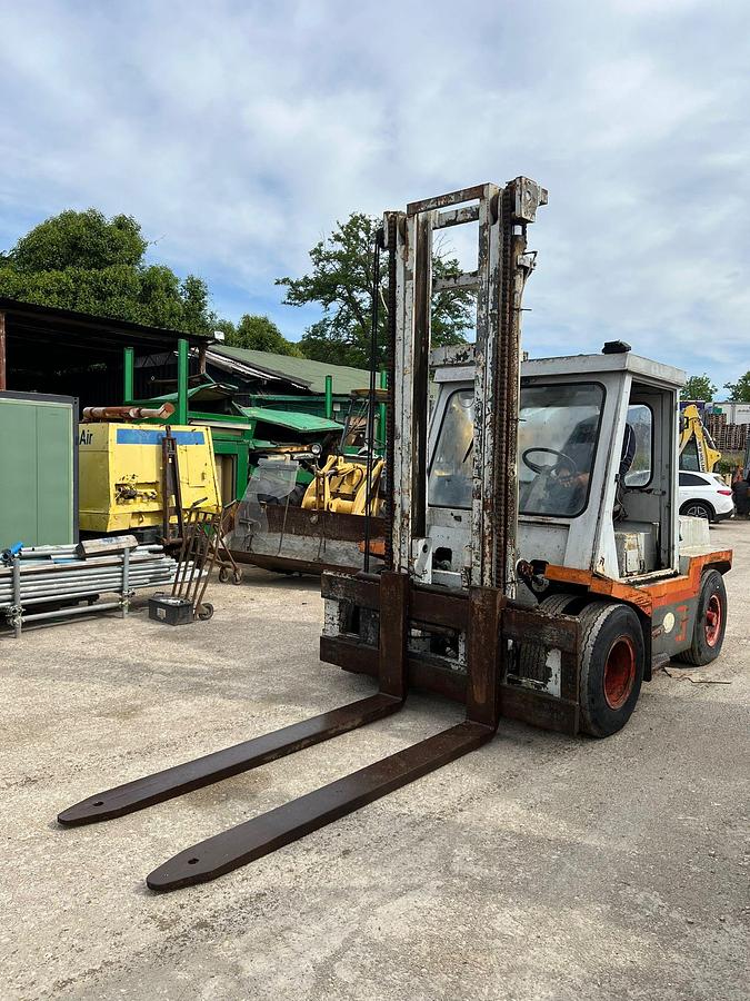 Usato 1988 Elevator OM DI 70 C 