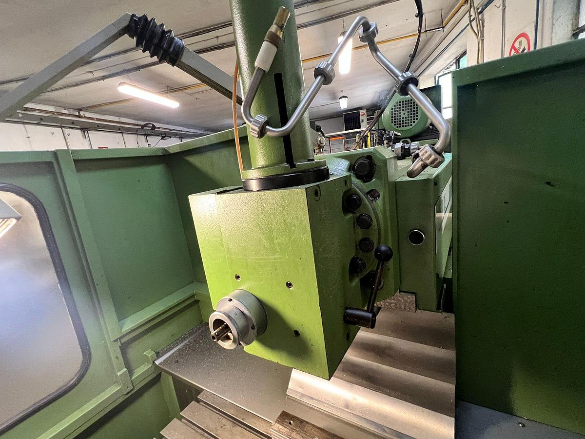 Usato 1993 FRESATRICE UNIVERSALE CNC – MIKRON WF 31 DE - Universal milling machine