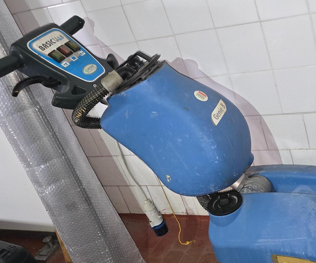 Usato 2007 Lavasciuga pavimenti FIMAP GENIE 35B - Floor scrubber-dryer