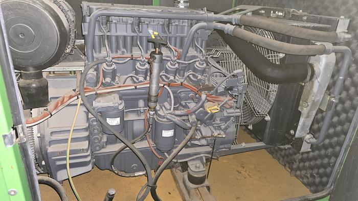 Usato 2011 DEUTZ BF4M 2011C