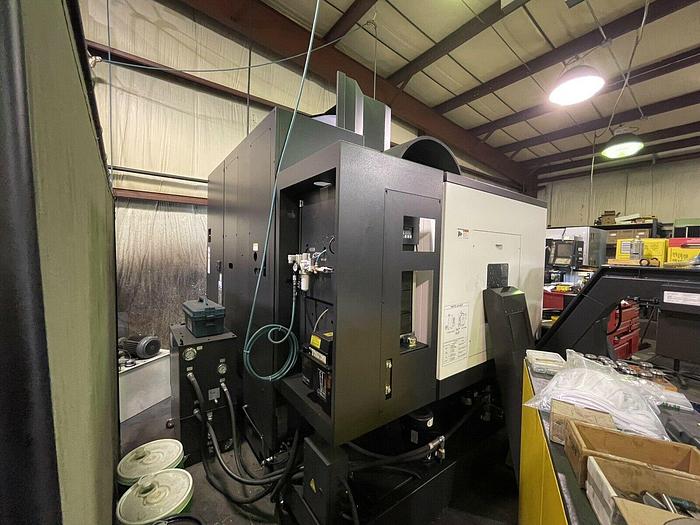 Used 2019 HYUNDAI WIA KF5600 4-Axis CNC Vertical Machining Center
