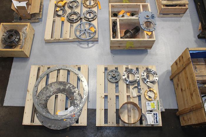 Refurbished Beloit DD2000 Series 38" Refiner #44091