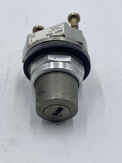 Used Allen-Bradley 800T-H33 Ser T