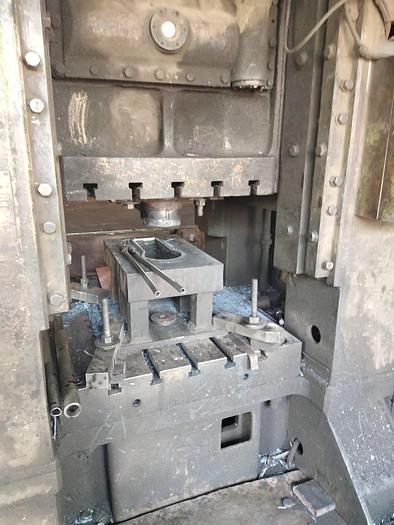 Used Press Trimming K9536