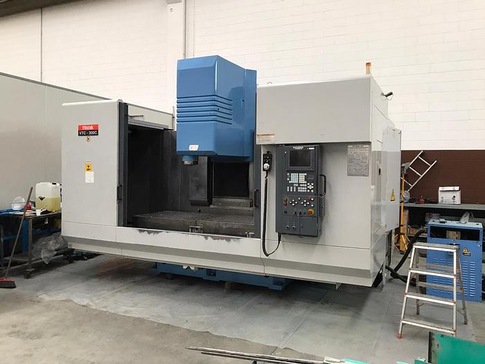 Usato CENTRO VERTICALE A MONTANTE MOBILE MAZAK VTC 300 C