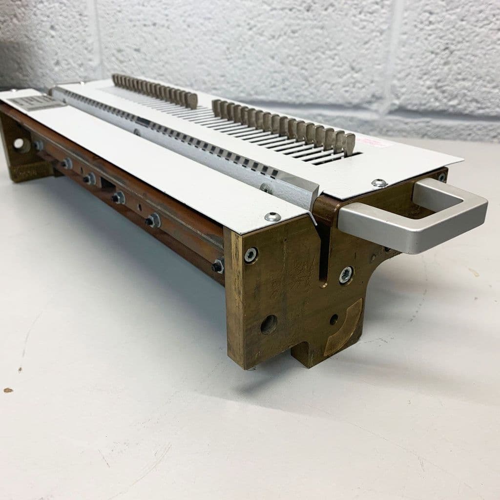 Used Pre-used Renz DTP340M/A Calendar Square-Hole Wire Tool Punch Die