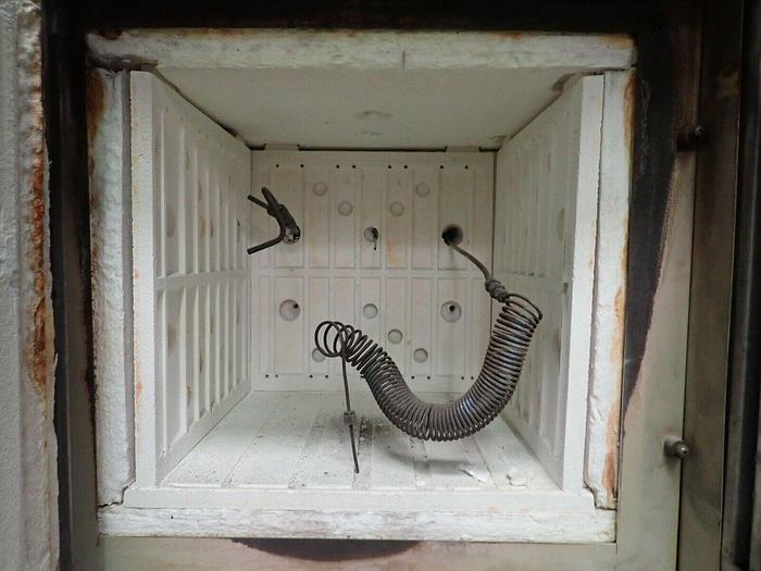 Used Thermo Scientific Thermolyne Model F30420 Muffle Furnace