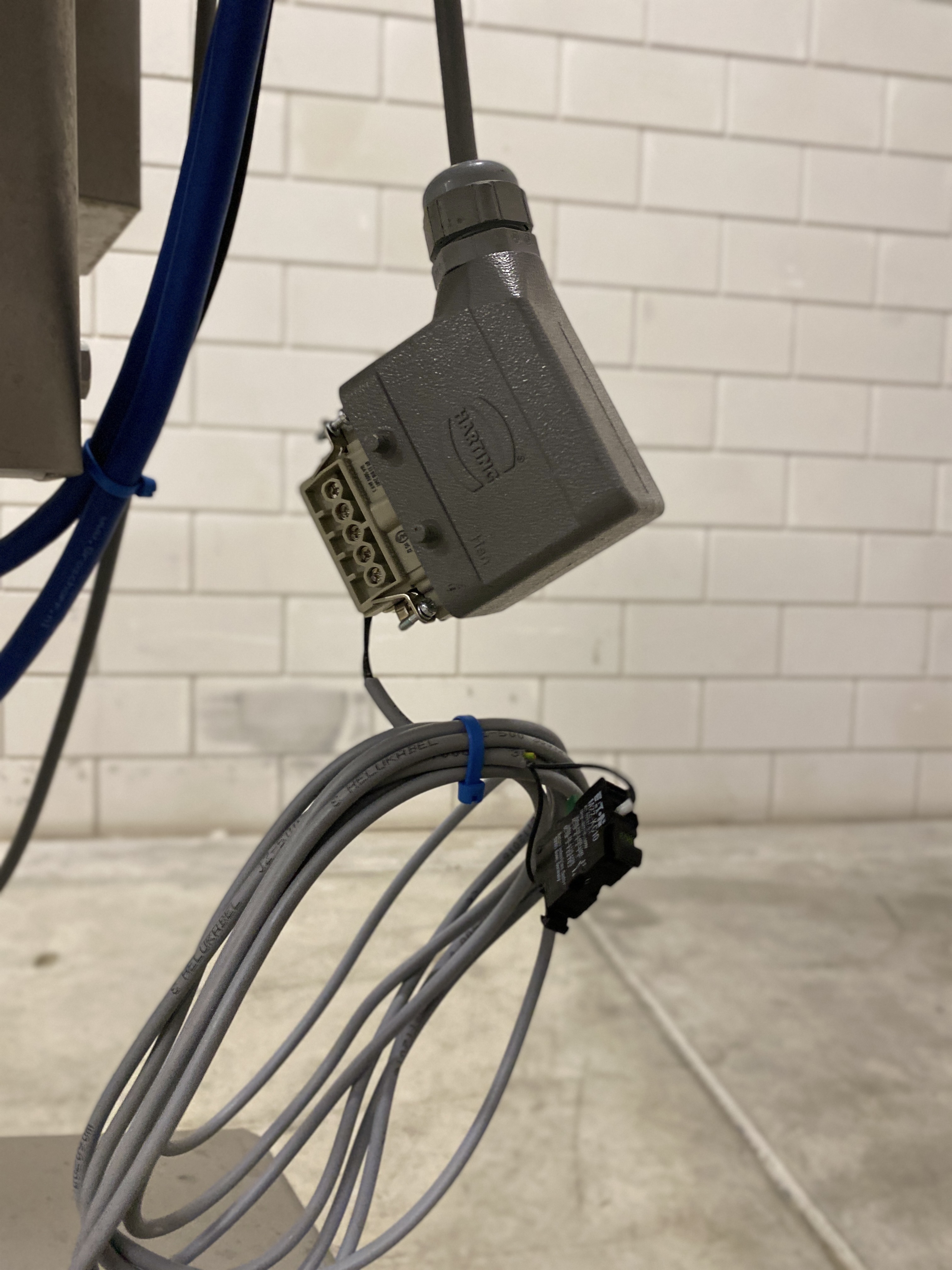 Refurbished 2016 V-tech universal tray-denester VT-SD