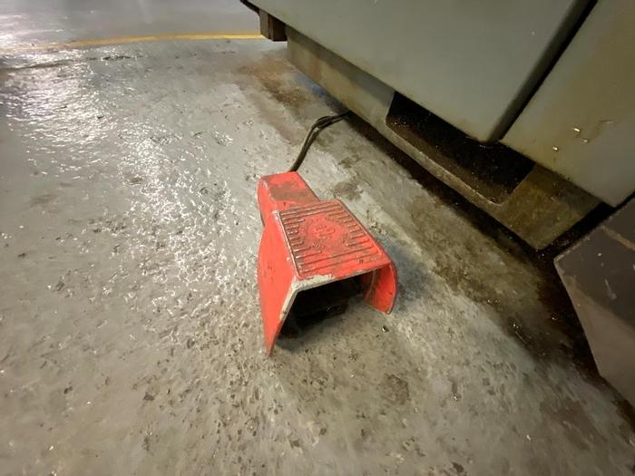 Used 1998 Cincinnati Milacron Hawk 200 CNC Lathe