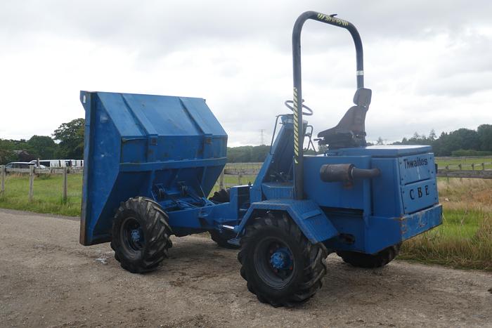 Used 2004 THWAITES 5 TONNE