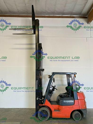 Used 2002 Toyota 7FGCU30 Forklift 5100 LB Capacity 187" Max Height 3-Stage Mast 4800 Hours