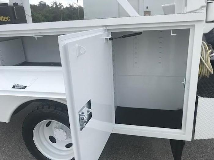Used 2009 Ford F550 Altec AT37G 42ft Bucket Truck